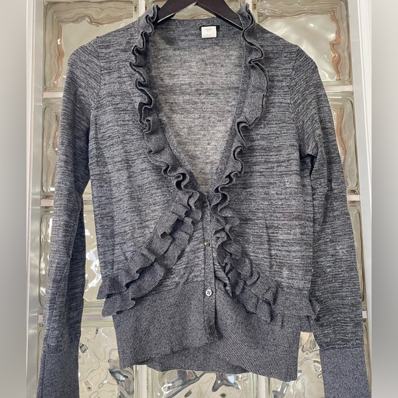 Lightweight ruffle cardigan. - Picture 1 of 4